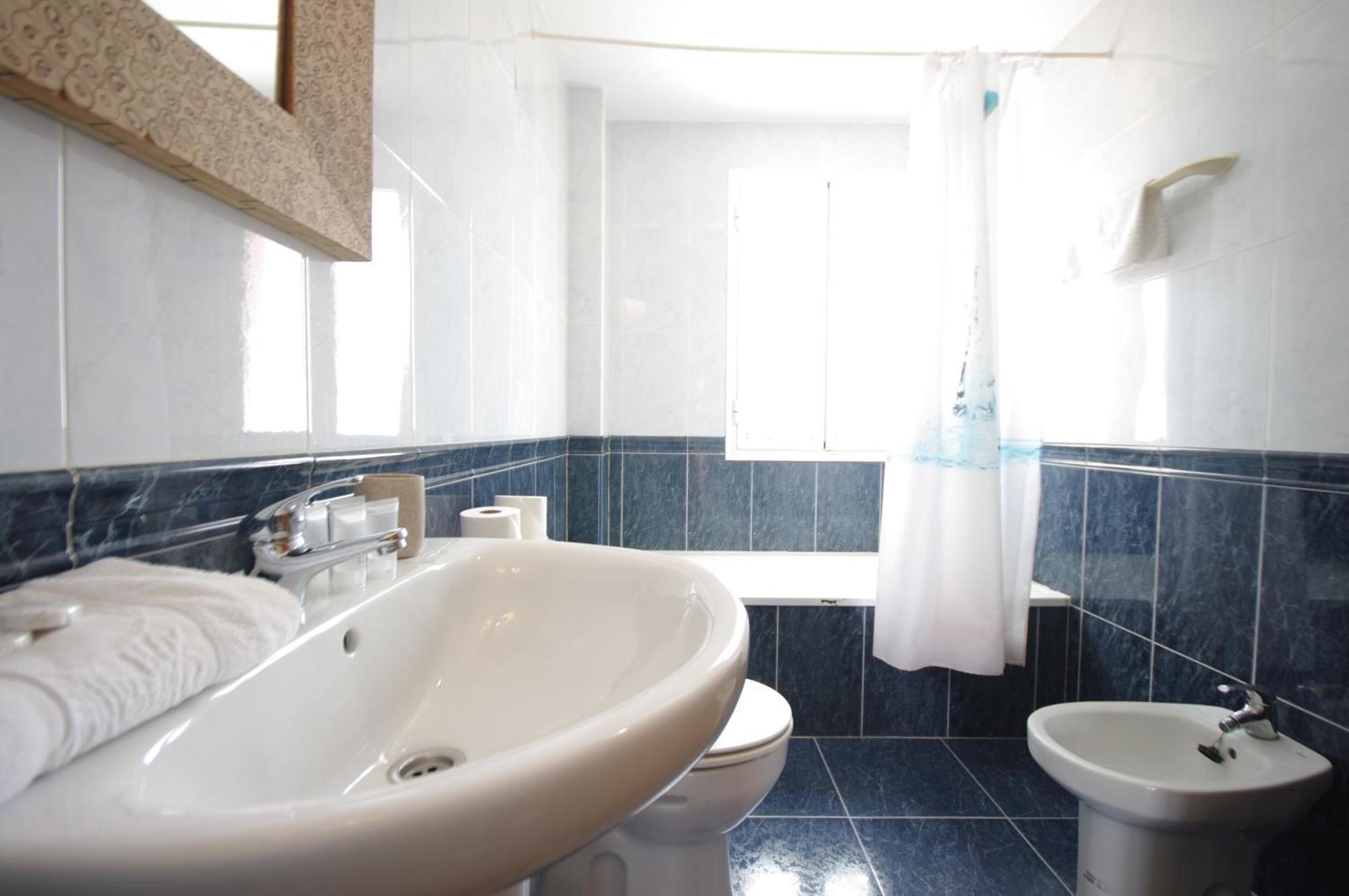 Livingtarifa Canela Apartment *